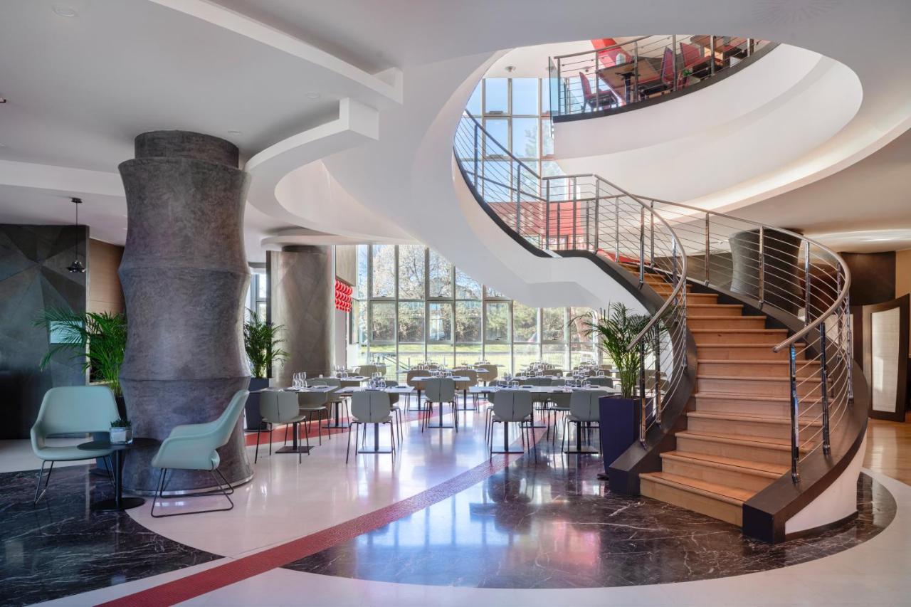 Una Hotels Malpensa Cerro Lago Maggiore Zewnętrze zdjęcie