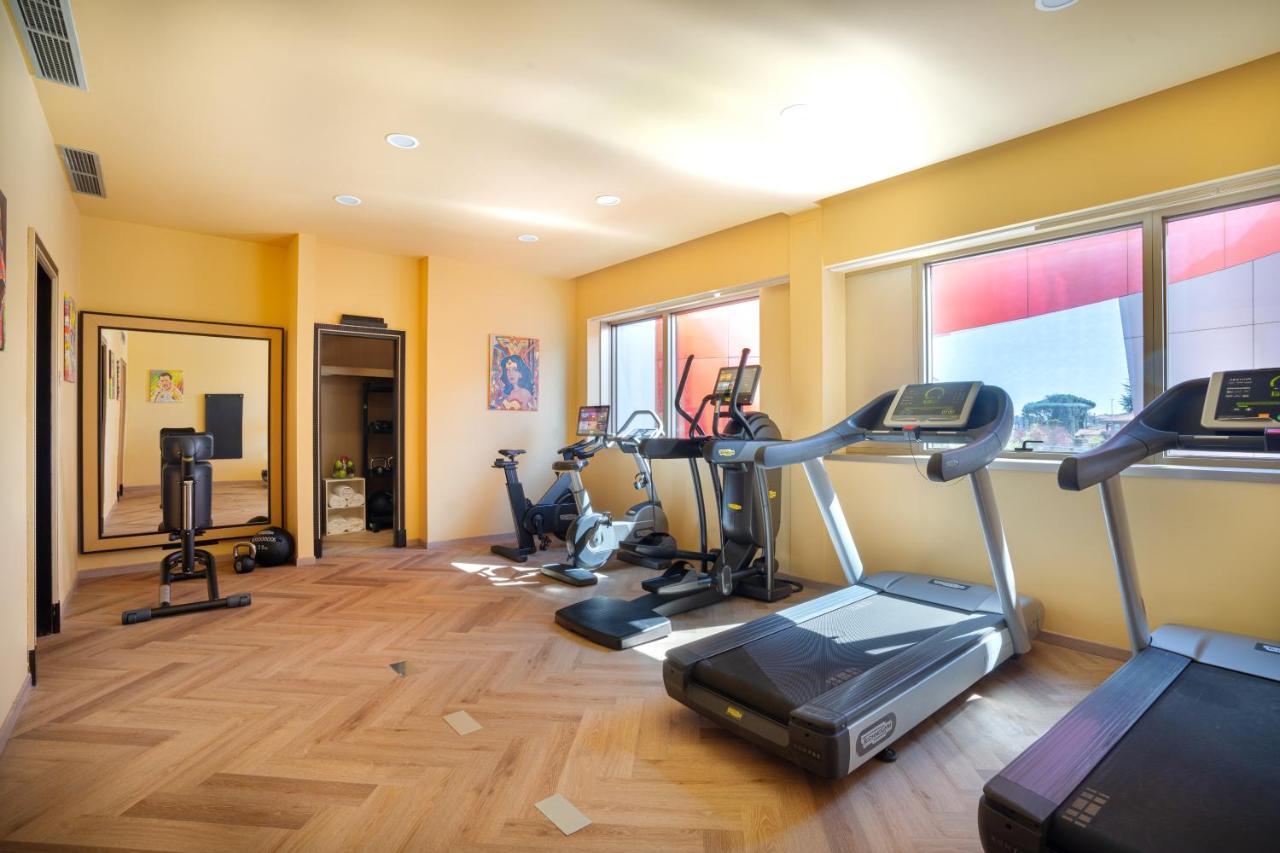 Una Hotels Malpensa Cerro Lago Maggiore Zewnętrze zdjęcie
