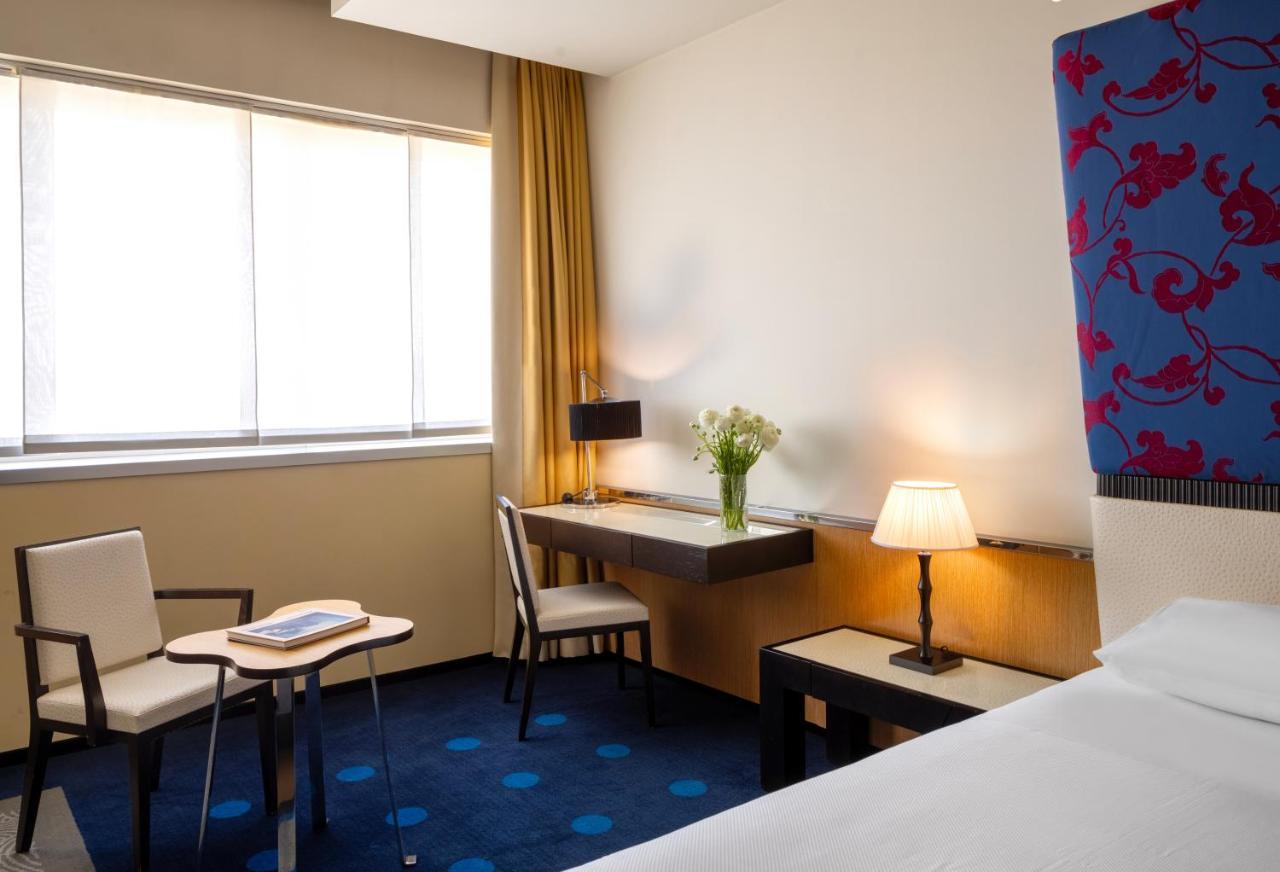 Una Hotels Malpensa Cerro Lago Maggiore Zewnętrze zdjęcie
